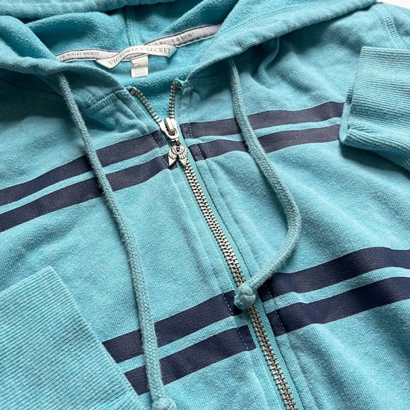 🩷VICTORIA SECRET ANGEL LOGO ZIP UP HOODIE SWEATSHIRT SIZE MEDIUM ANGEL WINGS - Picture 15 of 16